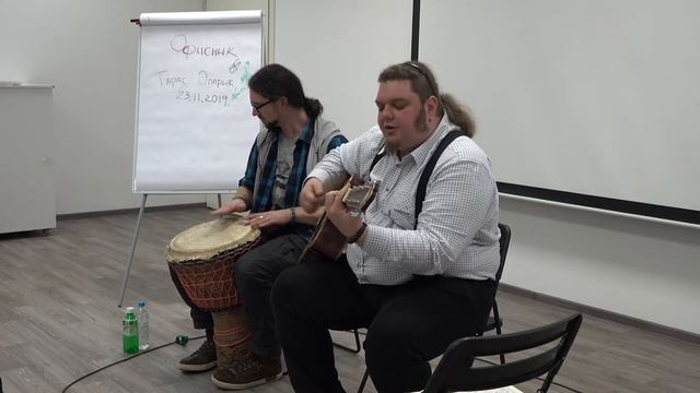 Тарас Опарик и Евгений Ивашкевич (Офисник в Питере/23.11.19) - Раздача слонов смотреть онлайн