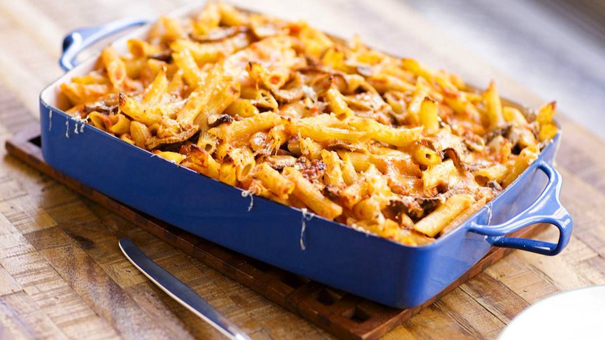 Запеканка из макарон с индейкой смотреть онлайн