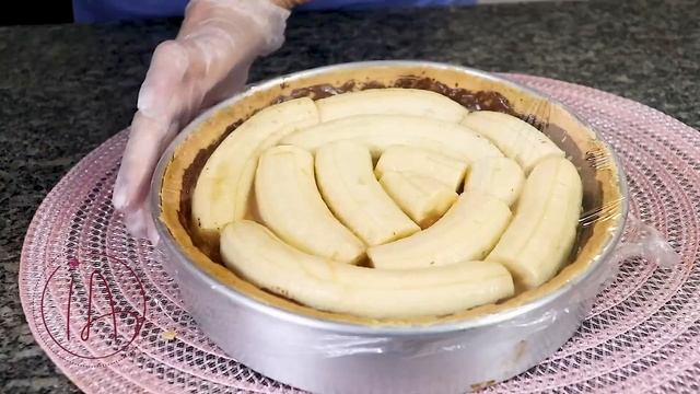 TORTA BANOFFEE SIMPLES E FÁCIL! A MELHOR MASSA DE TORTA DO MUNDO! - Isamara Amâncio смотреть онлайн