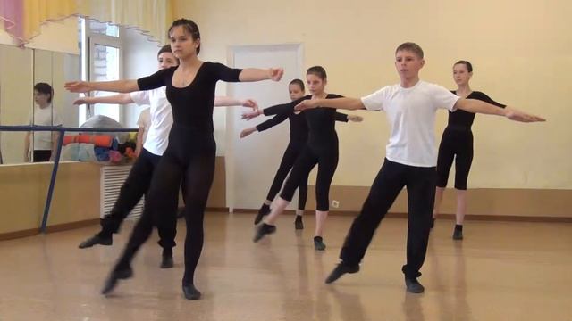 Экзерсис на середине — Mix Dance 2013 смотреть онлайн