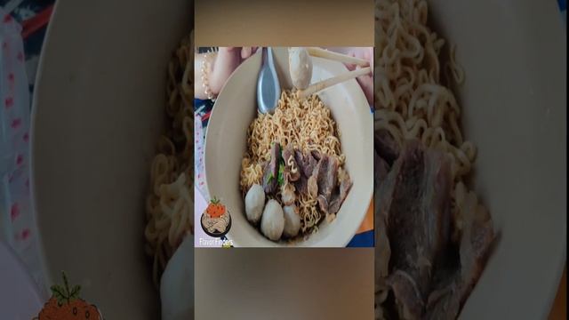 Yummy Stewed Beef & Meat Ball Noodles #shorts смотреть онлайн
