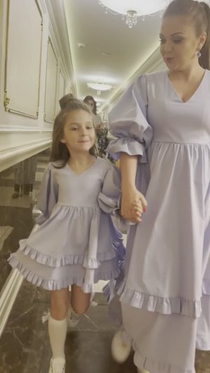 Марина Девятова и Ульяна Пигуренко перед выходом на сцену Кремлевского Дворца