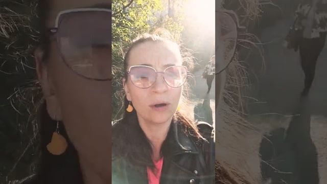 Кто разбирается в фазах Луны? Это же растущая, да? #Луна #moon #полнолуние #растущаялуна смотреть онлайн