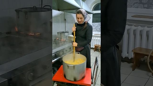 Как я трудилась в монастыре #шортс #монастырь #задонск смотреть онлайн
