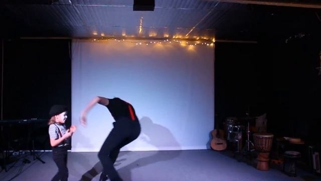 Наше выступление мимов. Our Mimes Performance