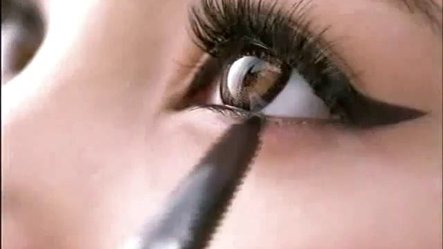 [Re-up] 3. Yaya - Mistine Cat eyes stardust eyeliner (2011) (15s) смотреть онлайн