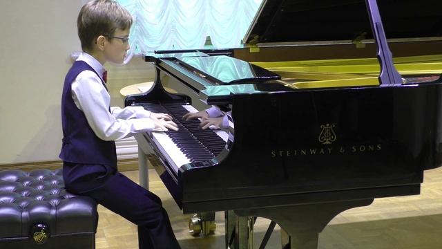 С.В. Рахманинов. Сирень, соч. 21 №5 смотреть онлайн