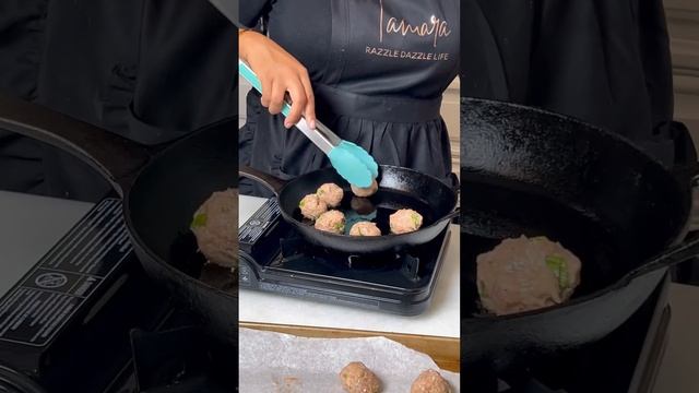 These Teriyaki Chicken Meatballs are AMAZING! #teriyakichicken #meatballs #mealprep смотреть онлайн