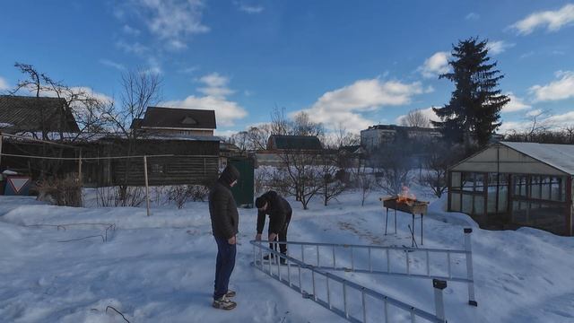 ВЛОГ №236 ДЕЛАЕМ ШАШЛЫК И ХОЛОДЕЦ, КУПИЛИ ЛЕСТНИЦУ, ПЕРВЫЙ ВЫЕЗД НА ЭЛЕКТРОБЕГОВЕЛЕ В ГОРОД смотреть онлайн