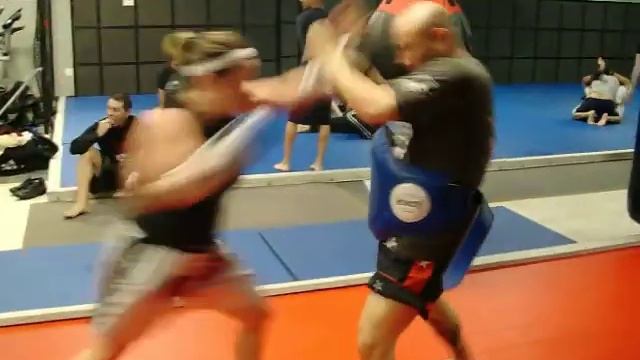 Combo drill with Bob смотреть онлайн