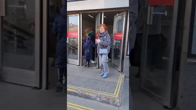 Наконец-то лично встретились с @sofushkasun, которая очень красиво поёт на стримах! #стрим #live смотреть онлайн