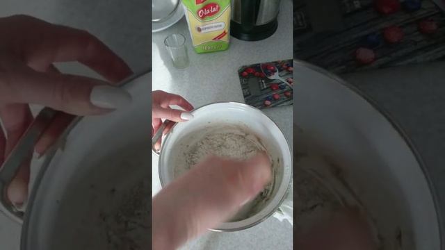 Ржаная закваска. День 2. смотреть онлайн