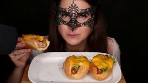 АСМР Мукбанг ХОТ ДОГИ *ЗВУКИ ЕДЫ*/ASMR Mukbang HOTDOGS *EATING SOUNDS*