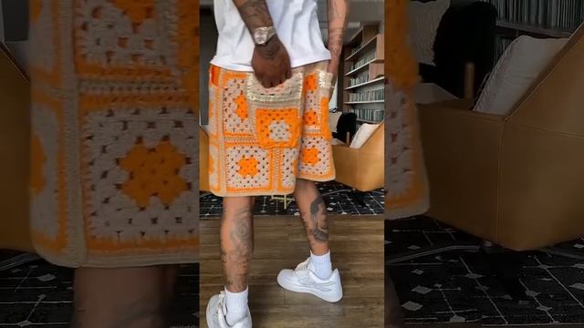 Шорты из мотивов крючком - Вязание крючком для начинающих #узоркрючком #мотивкрючком#вязаниекрючком смотреть онлайн