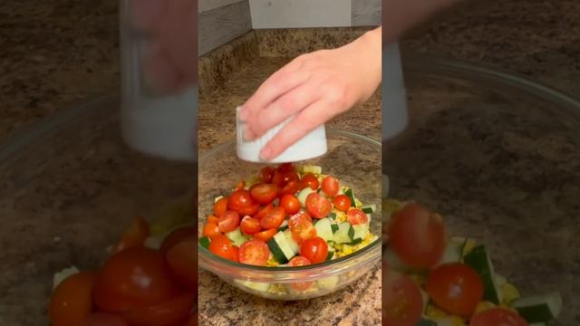 Roasted Corn Salad with Honey Lime Dressing Recipe смотреть онлайн