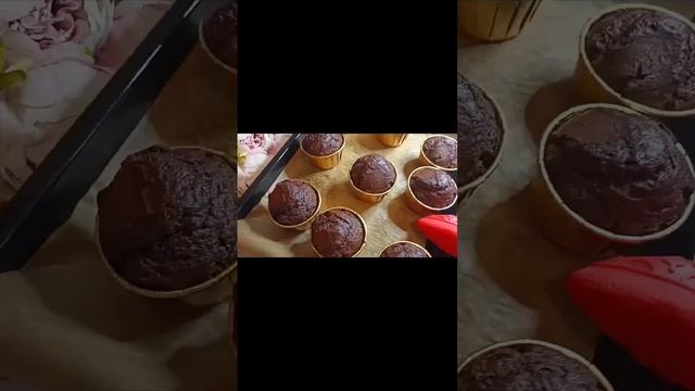 Шоколадные капкейки😋 смотреть онлайн