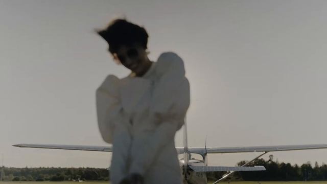 #TOP15MOSCOW — Предложение руки и сердца на закрытом аэродроме смотреть онлайн