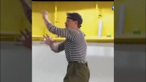 Мастер бесконтактного боя в деле энергетически закручиваем противника в твисты