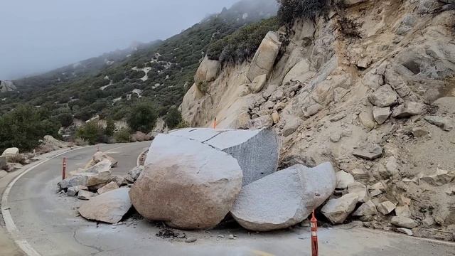 Geology Crash Course On the Side of the Road in Mexico смотреть онлайн