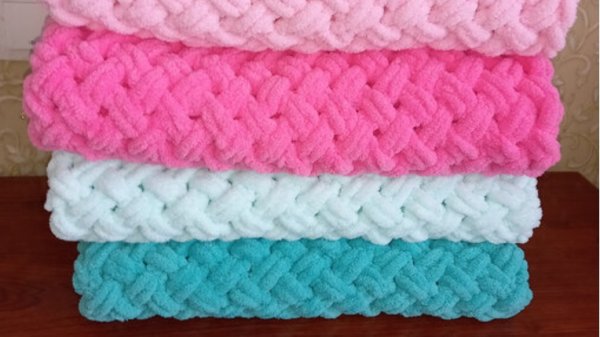 Плюшевый плед из Ализе Пуффи. Узор Плетенка