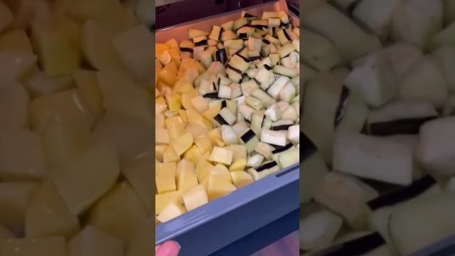 #еда #дом #дети запечённые баклажаны с овощами за лайки и подписку здоровья всем смотреть онлайн