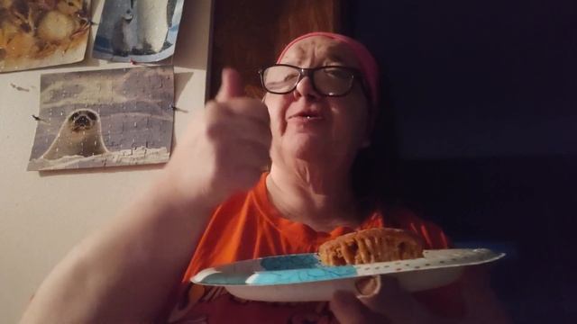 Taste Test Review on Scooter's Coffee Caramelicious Muffin смотреть онлайн