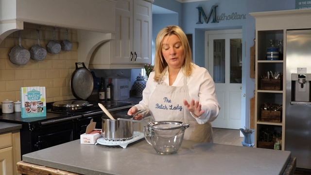 How to make chicken stock from Your chicken Carcass смотреть онлайн