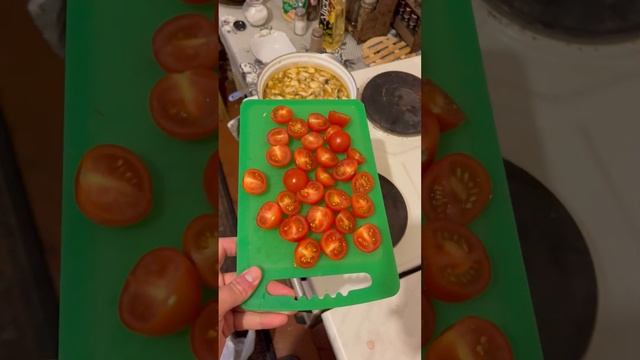 ПОХМЕЛЬНЫЙ ТОМ ЯМ смотреть онлайн