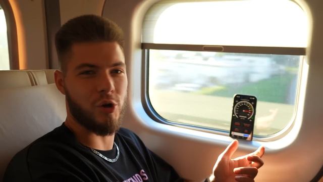 24 часа в САМОМ ДОРОГОМ и БЫСТРОМ ПОЕЗДЕ ЯПОНИИ, скорость - 350 км/ч смотреть онлайн