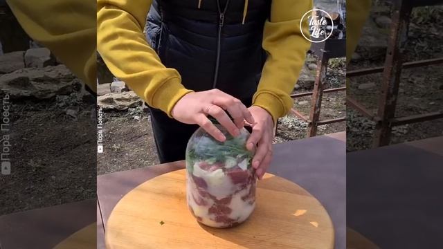 Juicy Lamb Shashlik Marinated With Ayran in a Glass Jar смотреть онлайн