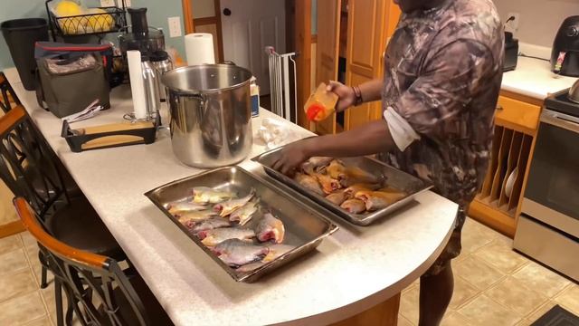 Clean & Cook (ogeechee river fish)!! смотреть онлайн