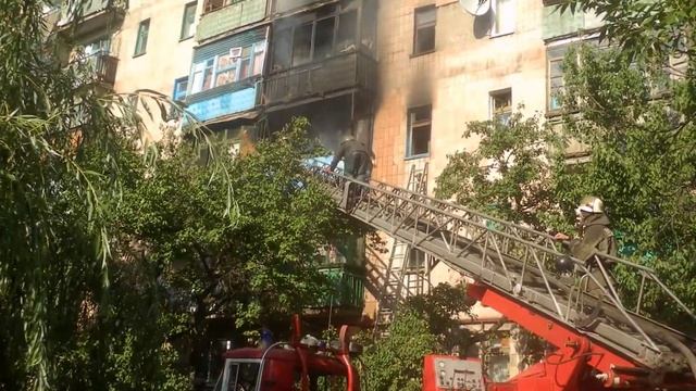 Пожар в Горловке 9 июля 2012 по пр. Победы 81 смотреть онлайн