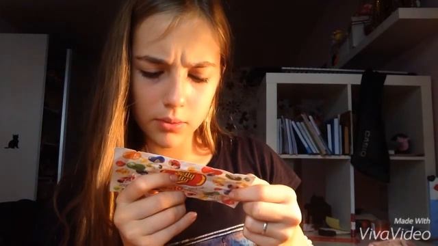 КУШАЕМ БОБЫ😂😄//bean boozled смотреть онлайн