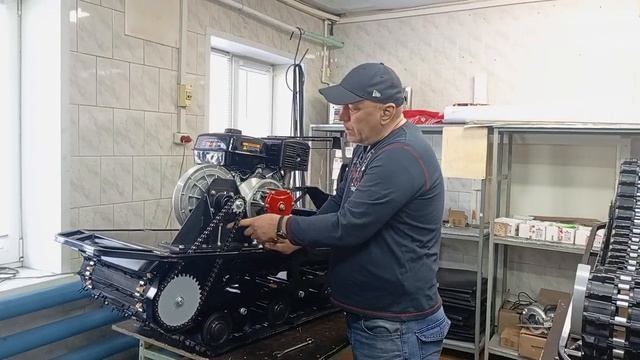 Отвечаю на самый задаваемый вопрос . почему мы не ставим успокоитель цепи . смотреть онлайн