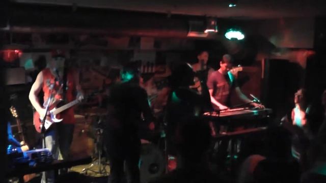 ТНМК в Varenik's. было круто! смотреть онлайн