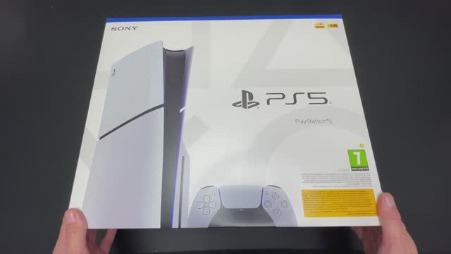PS 5 Slim распаковка и сравнение с PS 5 Fat смотреть онлайн