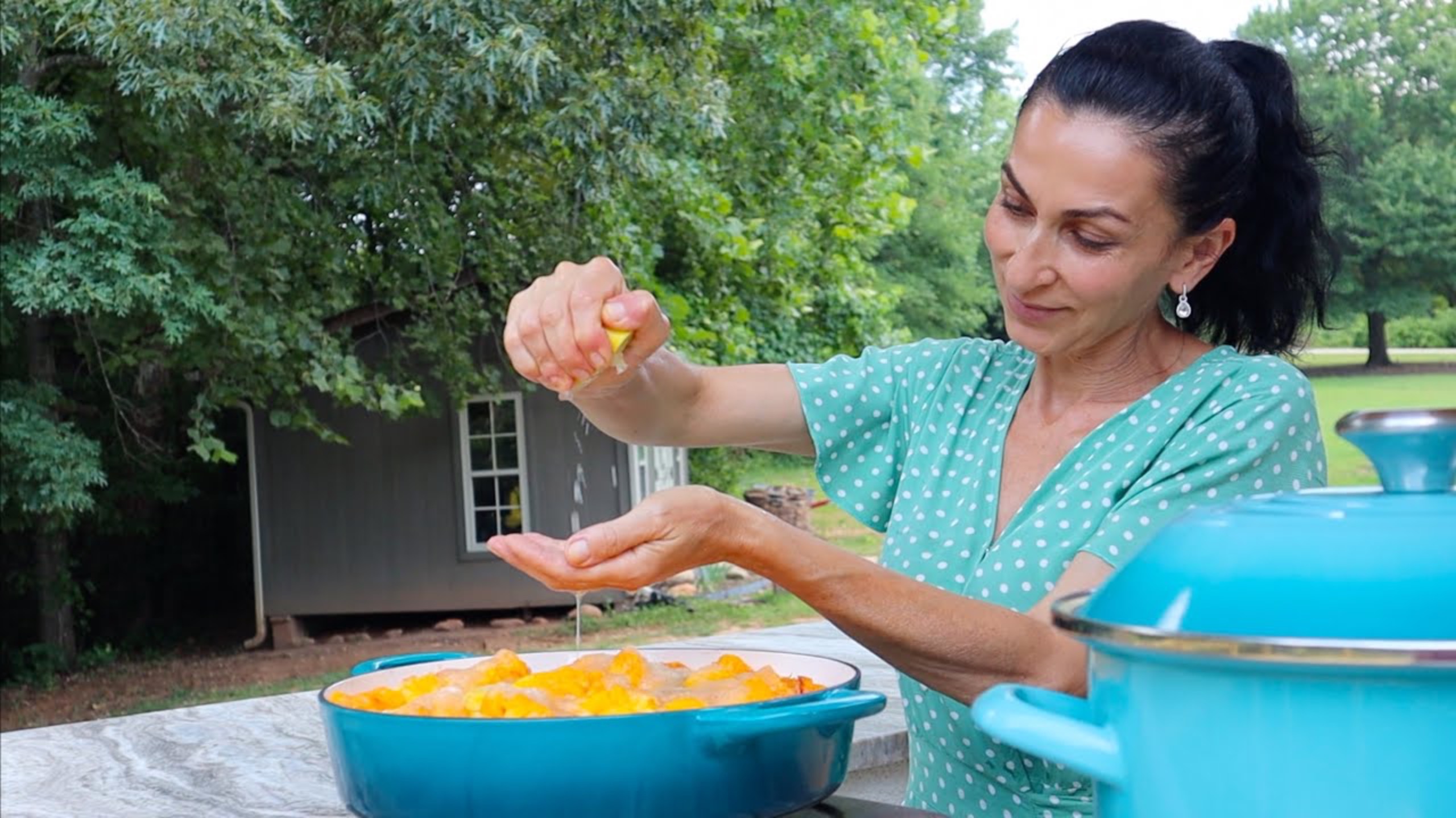 Пенкейки на Завтрак | Бассейн Party 🎉 | Варенье из Персиков 🍑 | Эгине смотреть онлайн