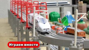 Играем в поезда ! Видео для детей