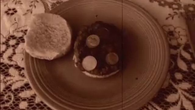 Mealtime Before Heinz Ketchup смотреть онлайн