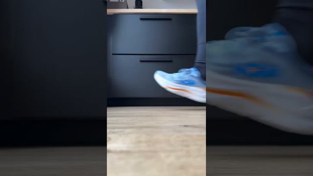 Спортивная модель Hoka Bondi 9 смотреть онлайн