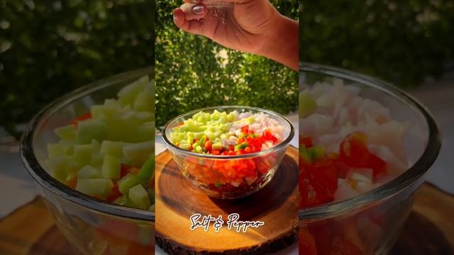 Mixed Nutritious Salad смотреть онлайн
