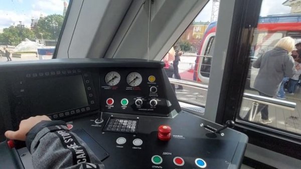 Кабина машиниста поезда Иволга 3.0 / Видео про поезда