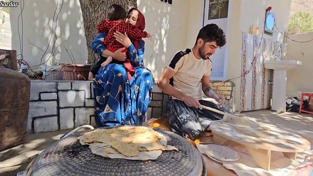 "Healing Through Bread: Sajjad's Care for Rahela, Culinary Traditions,Children's Delightful Moments смотреть онлайн