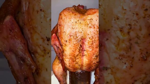 @evgen_life0505 КУРИЦА 🍗 НА БУТЫЛКЕ #рецепты #ужин #курица #рек #хочуврек #хочупожрать #youtuber смотреть онлайн