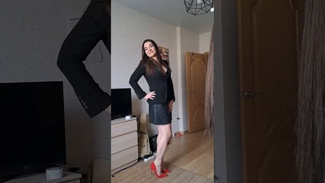 Кризис доверия хорошо сказывается на внешности #работанадсобой #психология #созависимость #близость смотреть онлайн