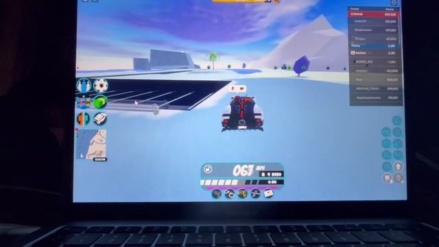 Purchasing the new LIMITED CARBONARA in JAILBREAK! смотреть онлайн