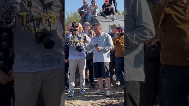 Как блогеры пилят годный контент смотреть онлайн