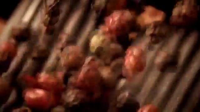 Для своих стараемся смотреть онлайн
