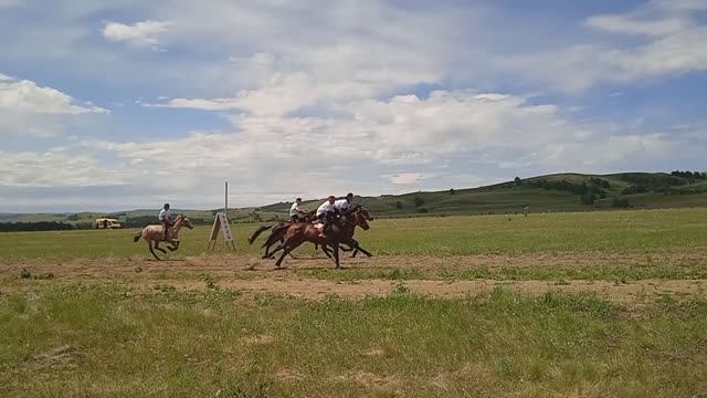 Сабантуй 2021 Абзелиловский район Село Аскарово Конные скачки на Сабантуе