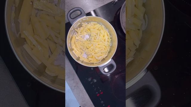 Щавелевый суп - это просто, вкусно и полезно! #рекомендации #shorts #щавель #готовимдома #рецепты смотреть онлайн